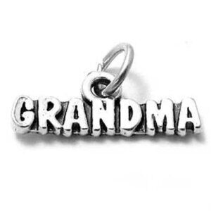 LOVELY "GRANDMA" SCRIPTED CHARM IN STERLING SILVER
